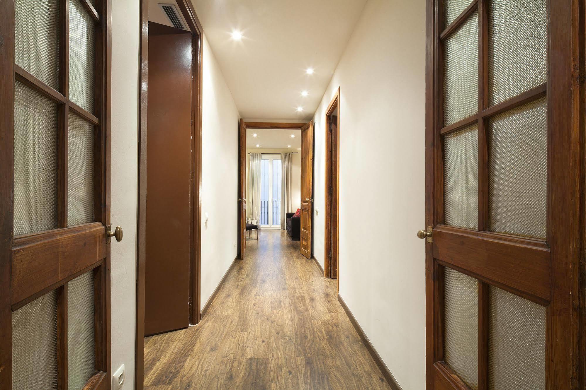 Aspasios Urquinaona Apartments Barcelona Buitenkant foto